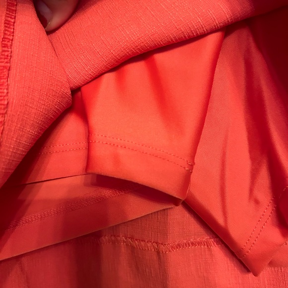 🍁🍁 Beautiful coral skirt with shorts underneath ( skort) size 8 - Picture 4 of 9